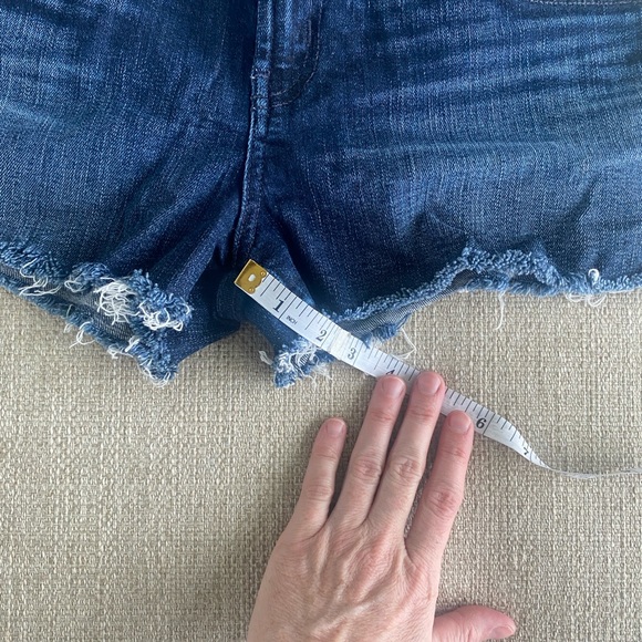 Hudson cut off jeans size 26 - Picture 3 of 5